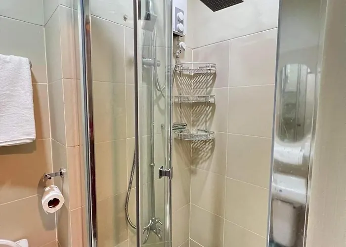 Cozy 1 Bedroom In Edsa Mandaluyong Apartamento *